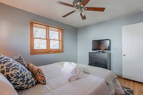 Home Sweet Home 3 Beds Central Springs Locale!