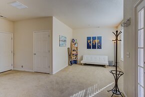 Urban Practicality! 3 Beds, Patios & Dog Friendly