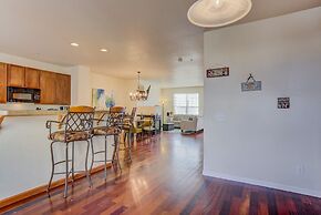 Urban Practicality! 3 Beds, Patios & Dog Friendly