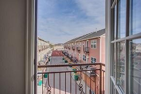 Urban Practicality! 3 Beds, Patios & Dog Friendly