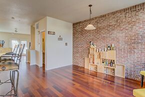 Urban Practicality! 3 Beds, Patios & Dog Friendly