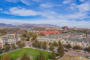 Urban Practicality! 3 Beds, Patios & Dog Friendly