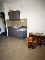 Niriides Hotel & Apartments