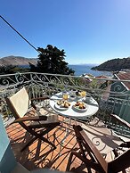 Niriides Hotel & Apartments