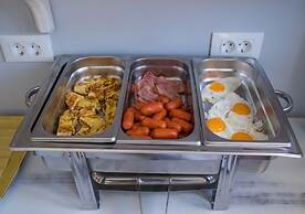 Niriides Hotel & Apartments