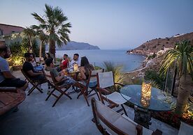 Niriides Hotel & Apartments