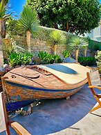 Niriides Hotel & Apartments