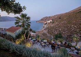 Niriides Hotel & Apartments