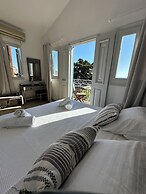 Niriides Hotel & Apartments