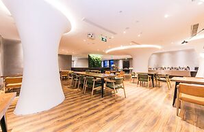 ibis Styles Wenzhou Heart Workshop