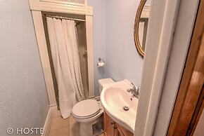 4brvictorian Mansionjust North of Downtown