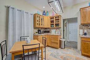1BR Modern & Chic Bring Your Bikes and Dog!