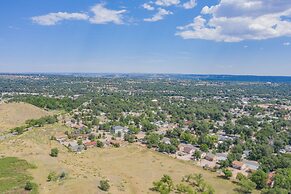 2BR Aptmt Parks Private Deck, Mountain Views!