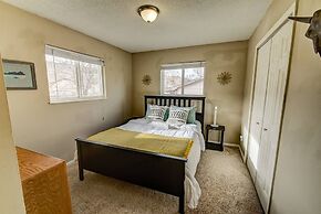 2BR Hikers Dream Red Rocks Dog-friendly!