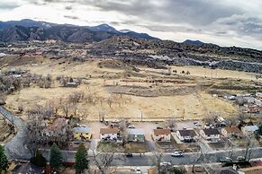 2BR Hikers Dream Red Rocks Dog-friendly!