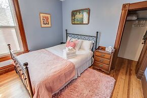 Downtown 1900 Classic 3 Bedroom Value