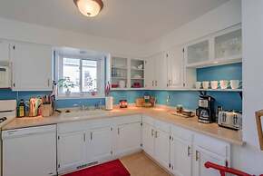 Downtown 1900 Classic 3 Bedroom Value