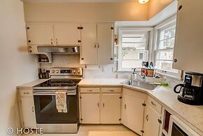 2brclassic Downtown Housebright & Charming