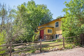 4BR Dog-friendly Minutes to Garden of the Gods