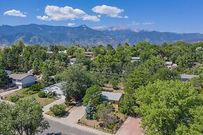 4BR Dog-friendly Minutes to Garden of the Gods