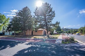 5BR Garden of the Gods is Across the Street!