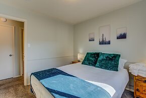 5BR Garden of the Gods is Across the Street!