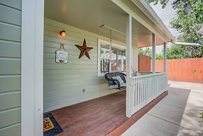 3 Bedroom Downtown with Firepit