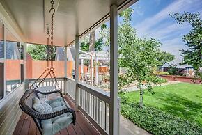 3 Bedroom Downtown with Firepit