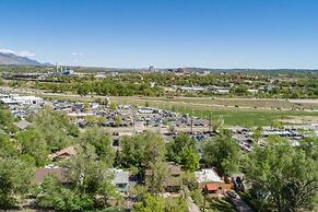 3brdowntownwalk to Restaurants & Bars W/fire pit