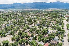 3BR Of Downtown King Bed, Dining, Has It All!