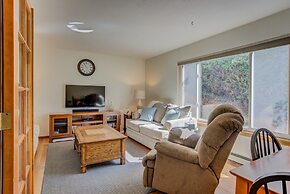 4 BR Country Home in Suburbs W/trails & Parks