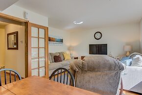 4 BR Country Home in Suburbs W/trails & Parks