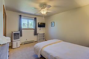 4 BR Country Home in Suburbs W/trails & Parks