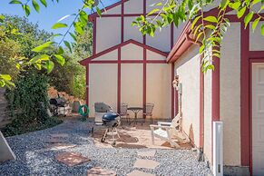 4 BR Country Home in Suburbs W/trails & Parks