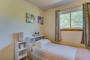 4 BR Country Home in Suburbs W/trails & Parks