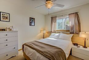 4 BR Country Home in Suburbs W/trails & Parks