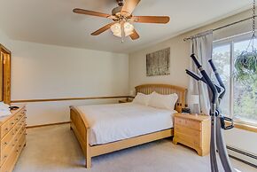 4 BR Country Home in Suburbs W/trails & Parks