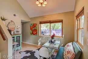 Chic Boutique Wine + Mtns Walk Everywhere