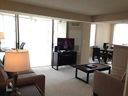 National at Ballston Metro