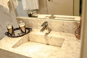 Apto de luxo em Jurerê internacional REN002