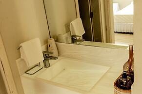 Apto de luxo em Jurerê internacional REN002