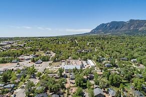 3brdowntownwalk to Everywhere & Bars W/fire pit