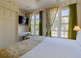 Confortáveis Studios no IL Campanario Resort ILCJR