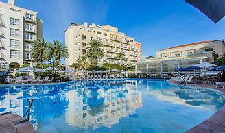 Confortáveis Studios no IL Campanario Resort ILCJR