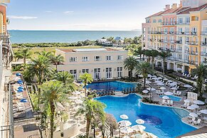 Confortáveis Studios no IL Campanario Resort ILCJR