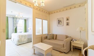 Confortáveis Studios no IL Campanario Resort ILCJR
