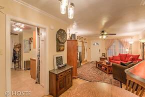 2Br Relax Lovely Home With Fairytale Garden