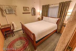 2Br Relax Lovely Home With Fairytale Garden