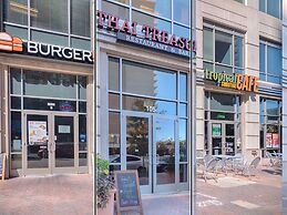 National at Ballston Place