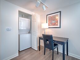 National at Ballston Place